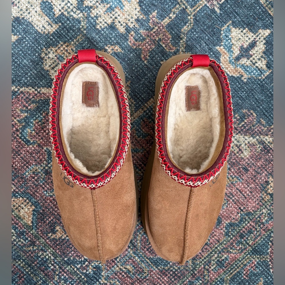 UGG Tazz - size 8 - Picture 3 of 9